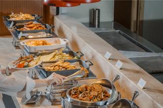 青焰进驻台中丽宝福容大饭店及赛车主题旅店 百道自助佳肴吃到饱