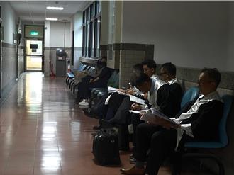 林岱桦助理费案侦结起诉 4名羁押被告法院裁定交保