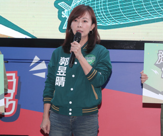 尪被控「在大陸賺紅錢」 郭昱晴回擊了：要有底線！