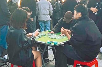 武嶺擺桌搓麻將 太管處要查