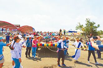 後龍百人牽罟 體驗古早漁法