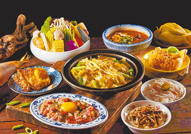 台式石头火锅品牌「万客什锅」全台第9家分店插旗新北新庄区，并新推「酸香笋乾滑鸡锅」（见图）；即日起加入会员可获4张指定新品半价优惠券，包括「油香鸭肉饭」等。（万客什锅提供）