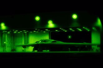 影》美襲擊伊朗核設施細節曝 「30小時未落地」炸完就走