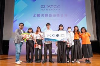 爺奶變潮了！大學生推「不老BAR」 青銀共創超吸睛