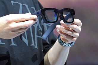 AR／VR頭戴裝置 首季出貨年增18％