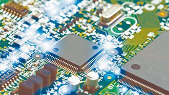 ABF載板旺 景碩、南電權證俏