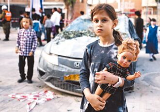 黨內議員窩裡反 批白宮動武違憲