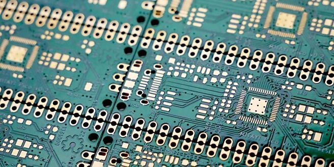 铜箔基板示意图。图／Unsplash