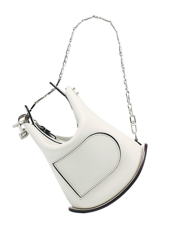 Delvaux Pin Twist冷冽灰色，11万9500元。（Delvaux提供）