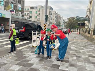 行人死亡6成以上為高齡   台南加大執法力度  上半年取締汽機車違規逾11.5萬件