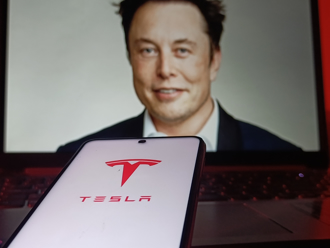 拒絕Meta挖角 特斯拉工程師誓言效忠 馬斯克暖心回應了