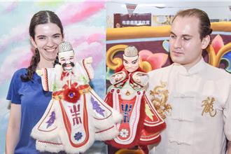 欣賞「台」味藝術 台師大國語中心邀國際生感受布袋戲魅力