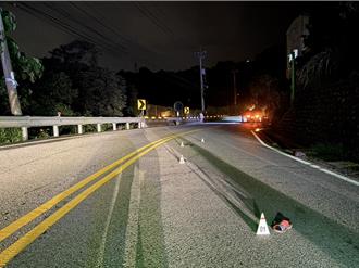 台中婦「手持安全帽」暗夜走路中央   遭貨車撞上頭部重創不治