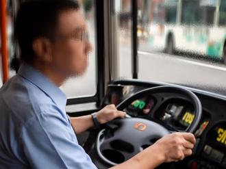 新北開罰340家違法雇主 2大型客運業再犯超時工作遭重罰