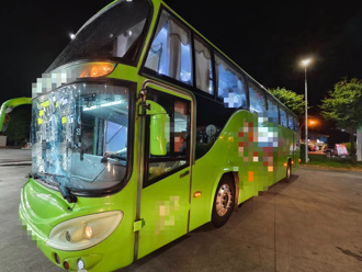 國1虎尾段追撞事故！ 統聯駕駛「精神不濟」猛撞大貨車