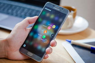 驚嚇！這支智慧型手機太危險 美全面禁止帶上飛機