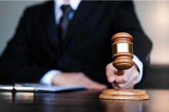 涉性騷3女同事  前檢察官施教文懲戒判決出爐