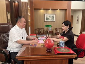 命理大師謝沅瑾台八初登場　錦雯一秒靈光牽線