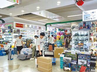 世界超市逢關稅巨浪 義烏商家突圍 改拓新市場