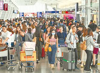 台幣升值帶旺出團 銷售暴增25％