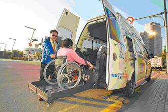 時間喬不攏 搭復康巴士雙北通學難