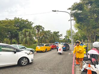 高雄 市地閒置雜亂 新上國小促整頓