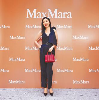 楊謹華逛店迷上Whitney包