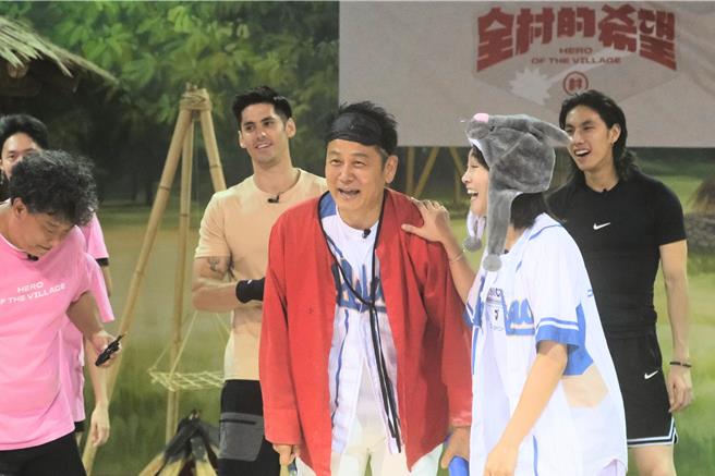 徐乃麟累到說不出話。（東森提供）