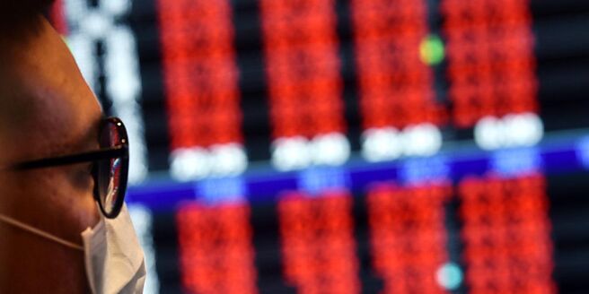 台股26日顺利突破前高22,470点压力，31檔个股跟着高飞，创下今年以来新高价。图／本报资料照片