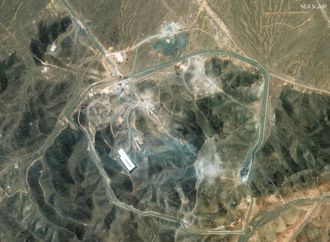 卫星照曝伊朗加紧福尔多核工程 川普恐再轰炸