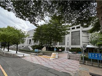 麵線糊老闆雇女童工趁機襲臀 挨告詭辯「拍屁股當鼓勵」