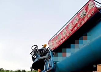 22万虾苗死光！云林养殖户控废水污染 槽车挂环保局布条行恶