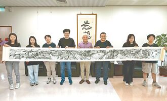 勤益科大 舉辦漫步中城捐贈儀式