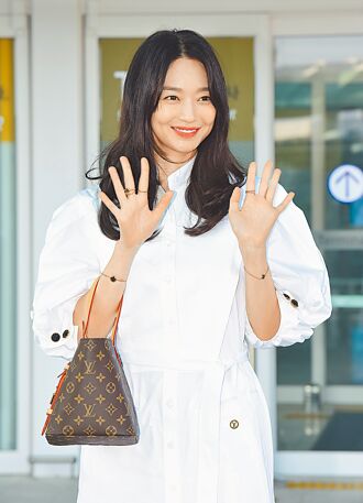 精品龍頭搶占珠寶市場 亮出經典元素