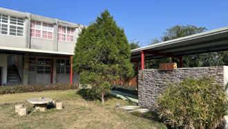 65年老校下学期退场将併校 15名学生每月可领5千元补助