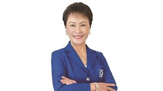 江谢卉铃 靠实力翻转保险偏见 首次MDRT三个月取得