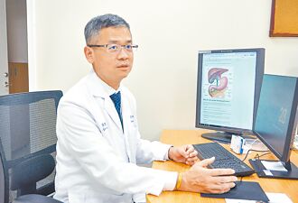 老翁高烧腹痛险丧命 胆结石惹祸