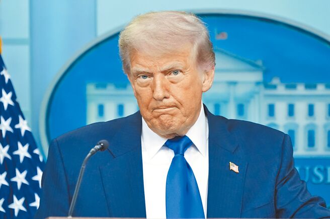 川普不满加国对美徵数位服务税，开呛贸易磋商即刻停止，一周内公布新关税税率。图／美联社