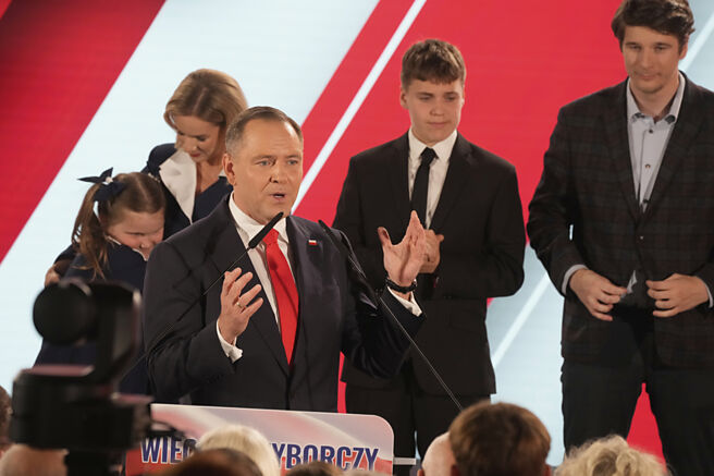 波兰总统纳夫罗茨基。图／美联社