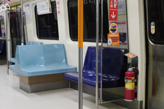 捷運座椅「硬邦邦」有原因 捷運局揭真相 全網讚爆