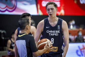 譚傑龍為不良行為道歉 強調沒見過面且未要求不正當影像