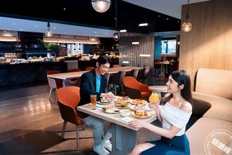 新板希爾頓「圍爐冰茶」迎夏 青雅中餐廳港點吃到飽 聚餐優惠多！