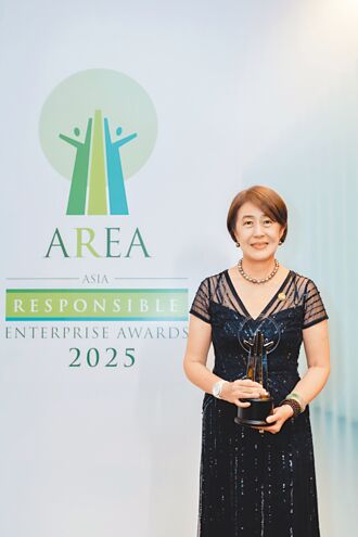 永豐金控 勇奪AREA三大獎