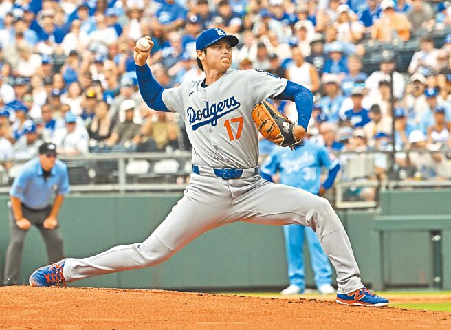 大谷翔平29日不只本季首度主投两局，更飙出时速101.7英里速球。（美联社）