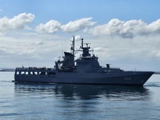 澳軍近海巡邏艦 「阿拉弗拉號」服役