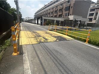 良意恐害摔車！桃園路口減速平台分離恐釀禍  地方籲規畫這件事