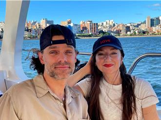 《關於愛》挪威男女主角現身淡水　搭船重現渡輪情慾流動