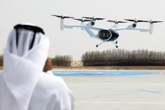 不怕塞車了！杜拜測試空中計程車 最快2026年可搭