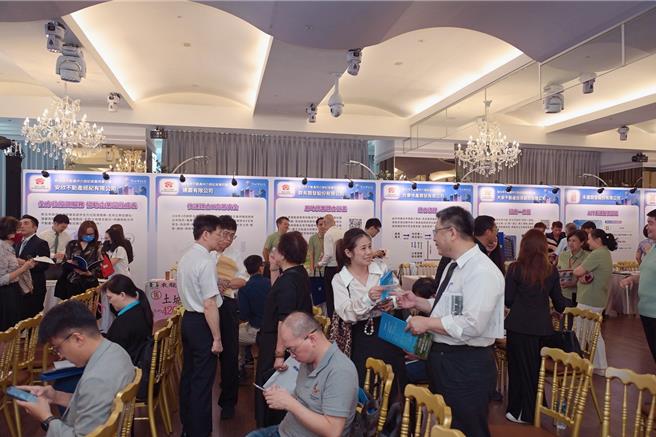 活動亦邀請台灣中小企業銀行、合作金庫商業銀行、台北富邦商業銀行及板信商業銀行等4家銀行進駐，協助廠商掌握資金融通資訊，建構完善投資服務鏈。（圖／新北市經發局）