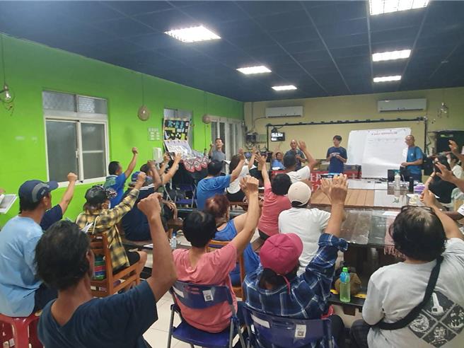 高士部落会议决议，将编号第2457号水源涵养保安林更名为高士saqecengalj保安林。（林保屏东分署提供／罗琦文屏东传真）